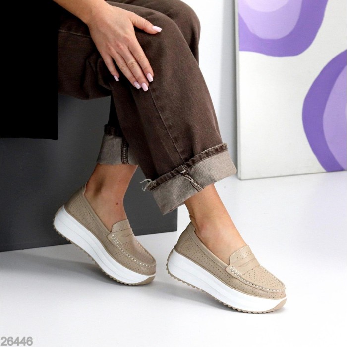 Лофери жіночі натуральна шкіра колір-беж 36,39,40,41р