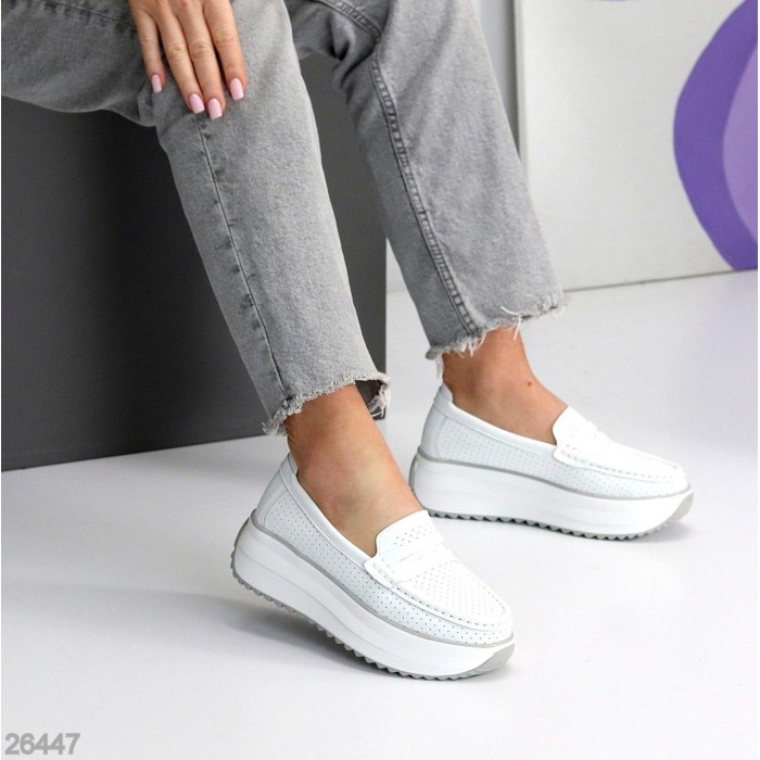 Лофери жіночі натуральна шкіра білі 36,38,39,40,41р