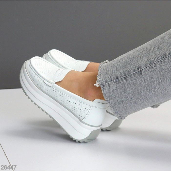 Лофери жіночі натуральна шкіра білі 36,38,39,40,41р