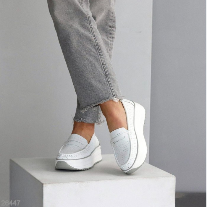 Лофери жіночі натуральна шкіра білі 36,38,39,40,41р