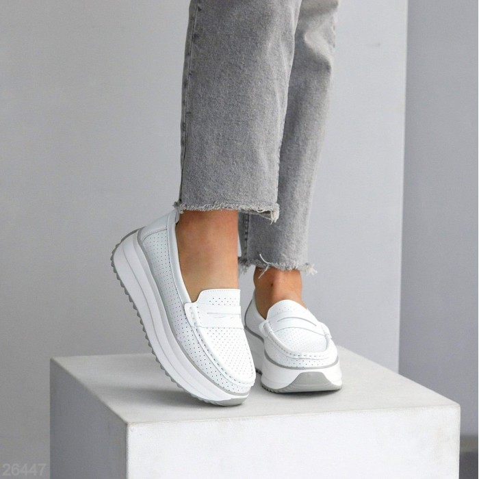 Лофери жіночі натуральна шкіра білі 36,38,39,40,41р
