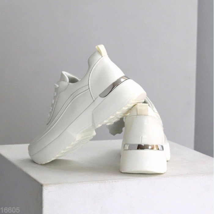 Кросівки жіночі натуральна шкіра білі 38,39,41р