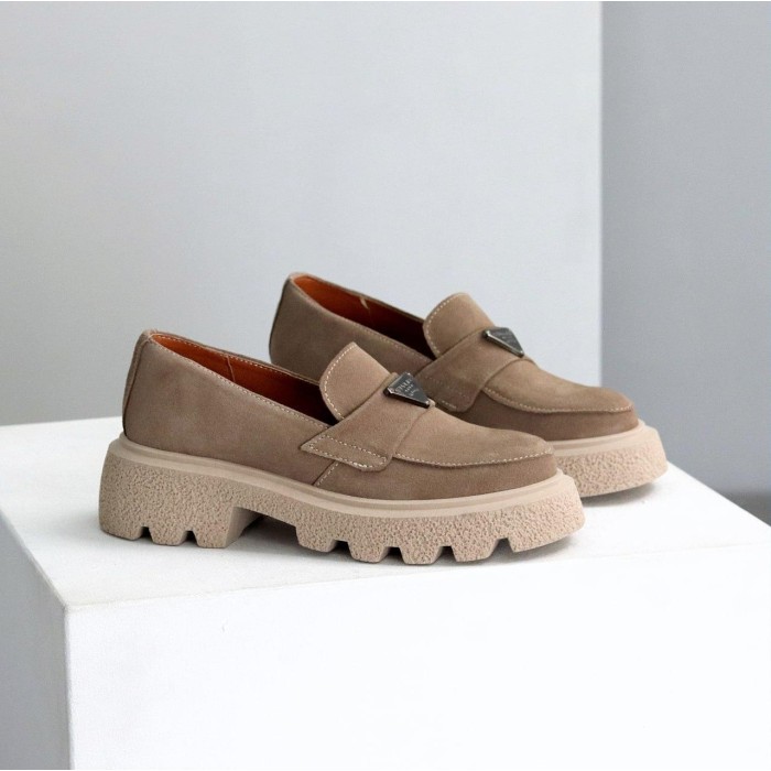 Лофери жіночі натуральна замша беж 36,38,40р