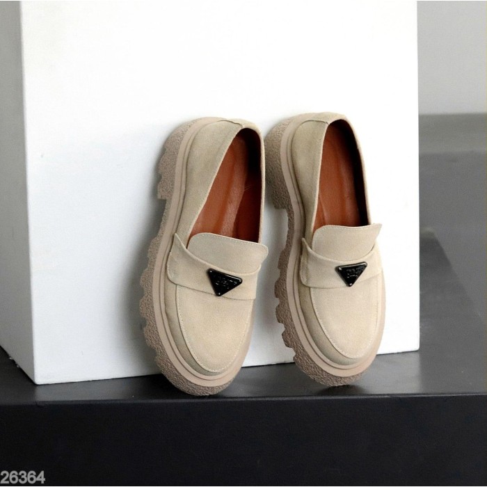 Лофери жіночі натуральна замша беж 37,38,40р