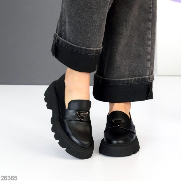 Лофери жіночі натуральна шкіра чорні 36,37,38,39,40р