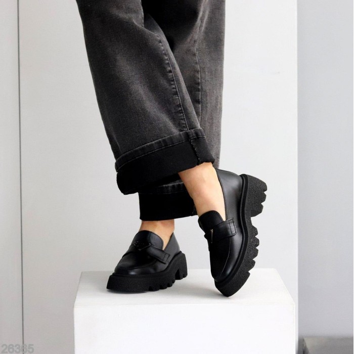 Лофери жіночі натуральна шкіра чорні 36,37,38,39,40р