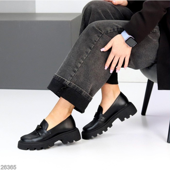 Лофери жіночі натуральна шкіра чорні 36,37,38,39,40р