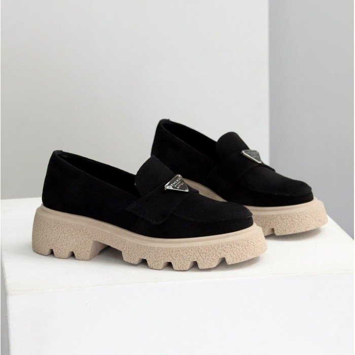 Лофери жіночі натуральна замша чорні 36,37,38,40р