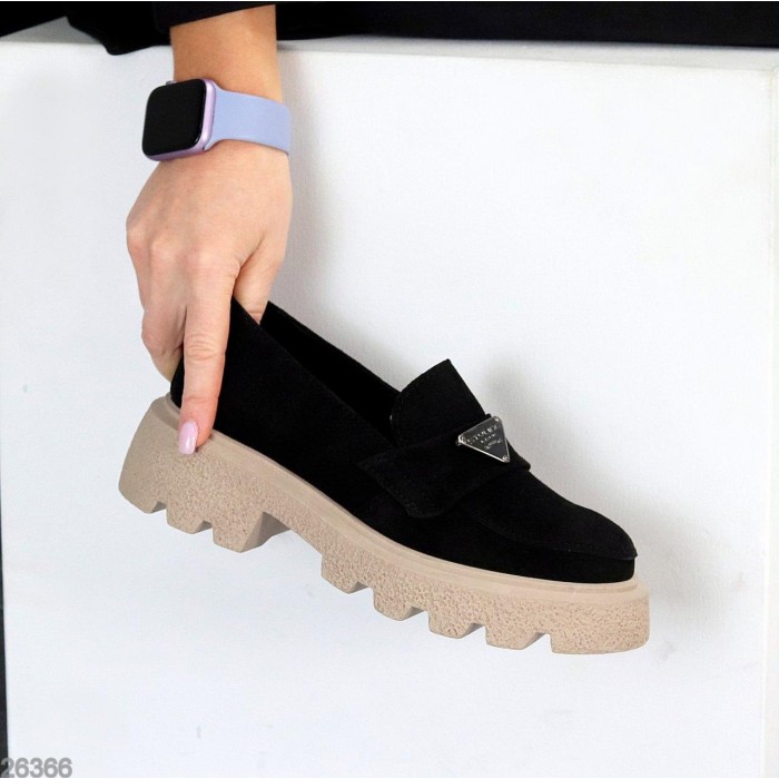 Лофери жіночі натуральна замша чорні 36,37,38,40р