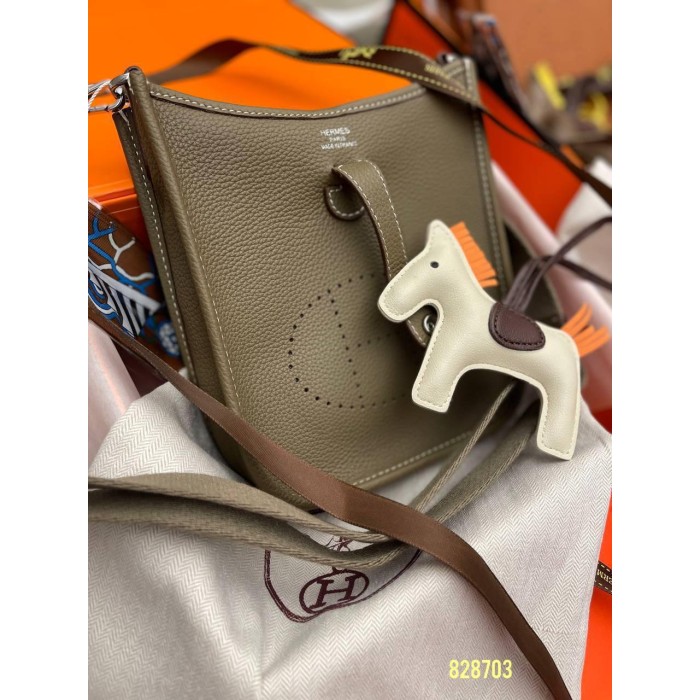 Сумка жіноча міні натуральна шкіра Капучино