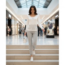 РОЗПРОДАЖ! Кофточка виробництво Італія якість LUX білого кольору 40/42р