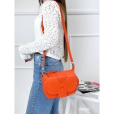 Сумка жіноча 3 відділення натуральна шкіра колір: Чорний, Малиновий, Бежевий, Жовтогарячий Жовтогарячий