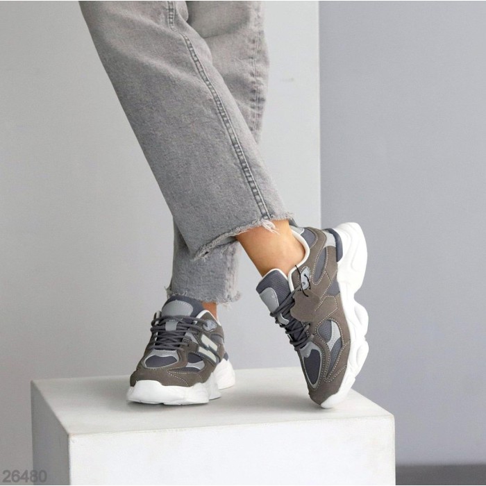 Кросівки жіночі натуральна замша сірі на 35.5,36,39р