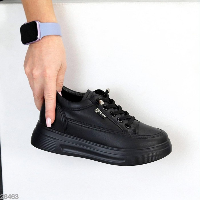 Кроссовки женские натуральная кожа черные на 35.5,36,37,39р.