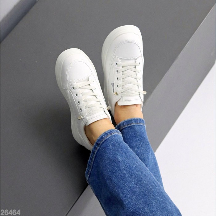 Кроссовки женские натуральная-кожа цвет-белый на 35.5,36,37,38,39р.