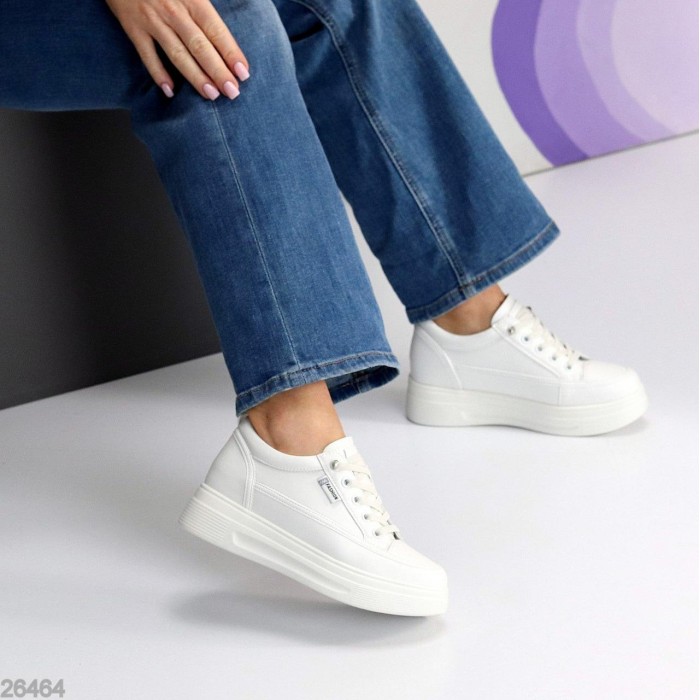 Кроссовки женские натуральная-кожа цвет-белый на 35.5,36,37,38,39р.