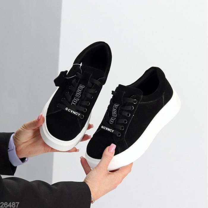 Кросівки жіночі натуральна замша чорні 37,38,39р