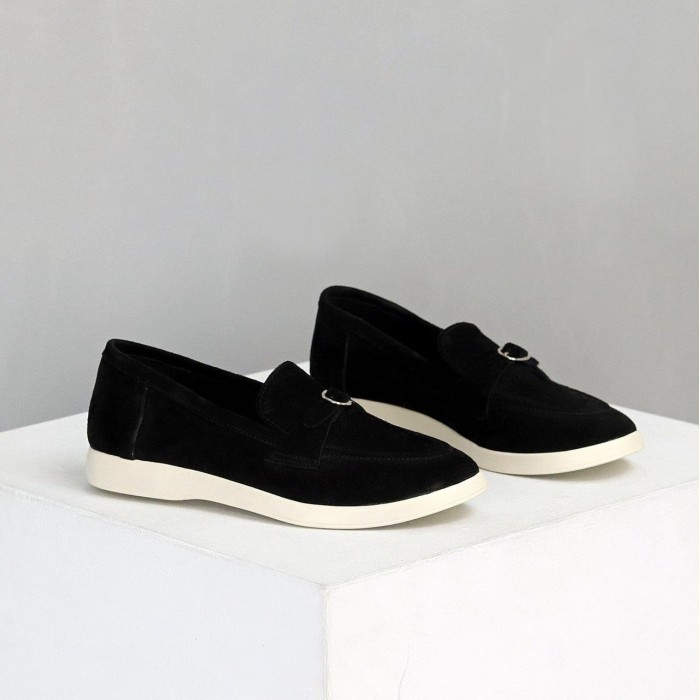 Лофери жіночі натуральна замша чорні на 37,38,39,40,41р