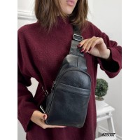 Сумка чоловіча кросбоді 2 відділення натуральна шкіра Чорна