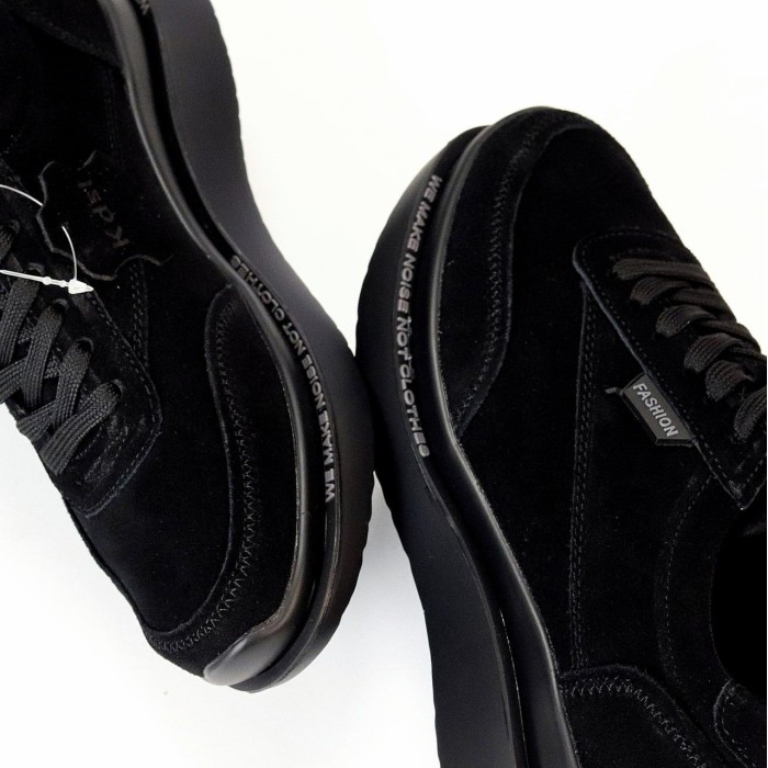 Кросівки жіночі натуральна замша чорні 36,37,38,39,41р