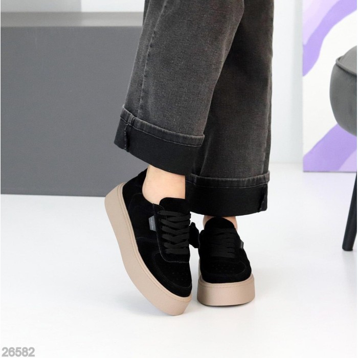 Кеди жіночі натуральна замша чорні 36,38,39,40,41р