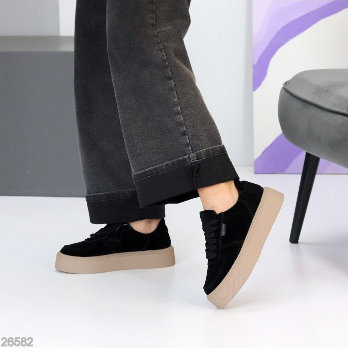 Кеди жіночі натуральна замша чорні 36,38,39,40,41р