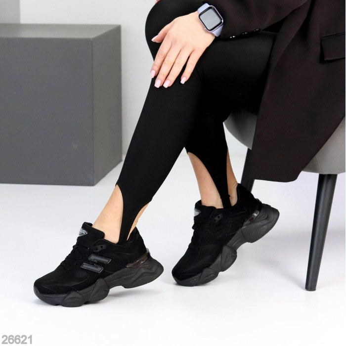 Кросівки жіночі екозамша/текстиль колір чорний на 35,36,37,39р.