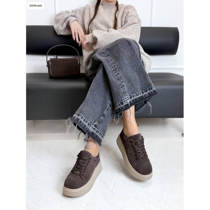 Кросівки жіночі натуральна замша колір: шоколад 36,38,39р