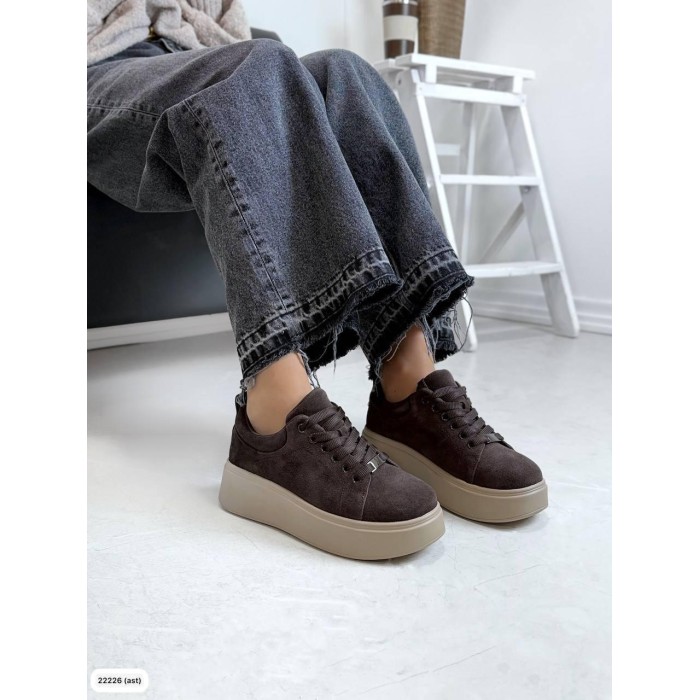 Кросівки жіночі натуральна замша колір: шоколад 36,38,39р