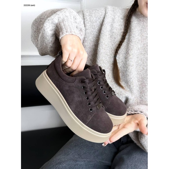 Кросівки жіночі натуральна замша колір: шоколад 36,38,39р