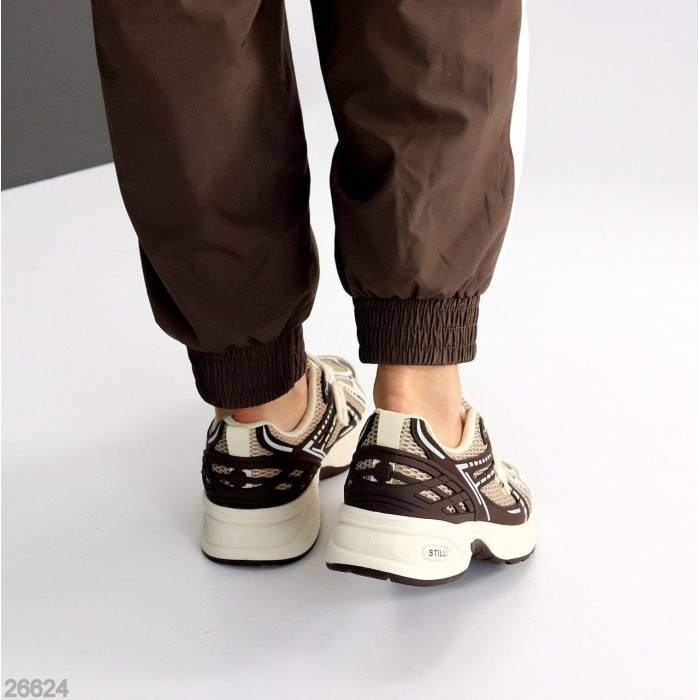 Кроссовки женские натуральная кожа цвет беж на 35.5,36,37,39р