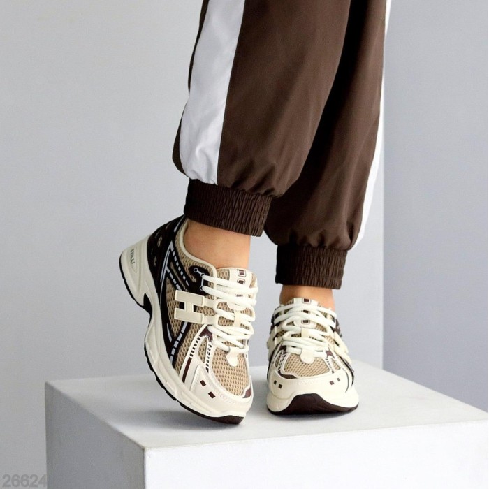 Кроссовки женские натуральная кожа цвет беж на 35.5,36,37,39р