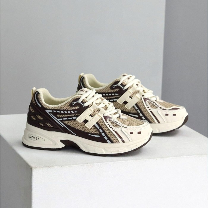 Кроссовки женские натуральная кожа цвет беж на 35.5,36,37,39р