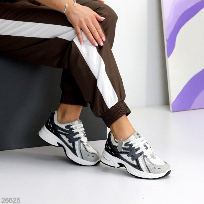 Кросівки жіночі натуральна шкіра/текстиль білі на 35.5,36,37,38,40р