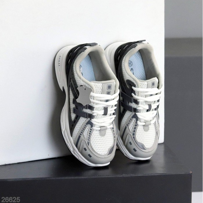 Кросівки жіночі натуральна шкіра/текстиль білі на 35.5,36,37,38,40р