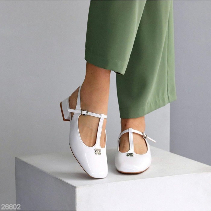 Туфлі жіночі еко-шкіра білі на 35.5,36,37,38,39р