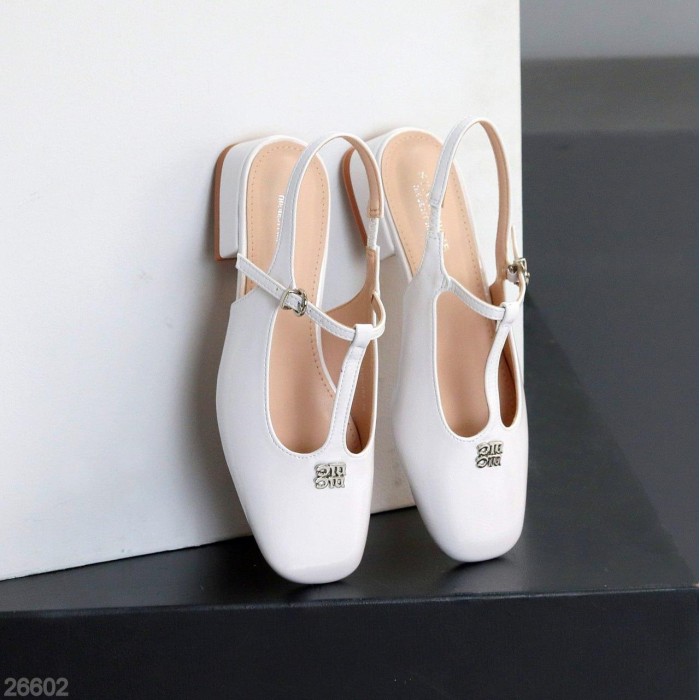 Туфлі жіночі еко-шкіра білі на 35.5,36,37,38,39р