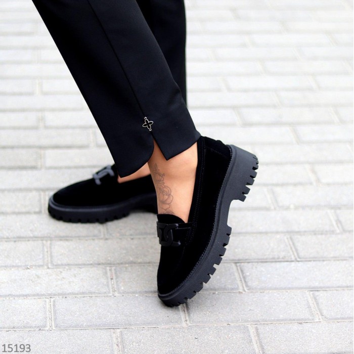 Лофери жіночі натуральна замша чорні 36,38,40р